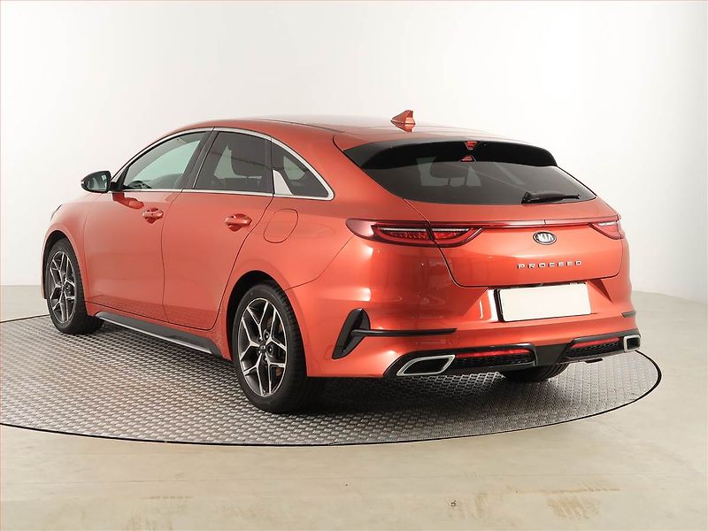 Kia Pro_Ceed (2019) GT-Line 1.4 T-GDI, Automat - fotka 4 z 19