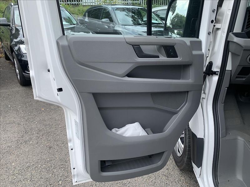 Volkswagen Grand California - fotka 9 z 19