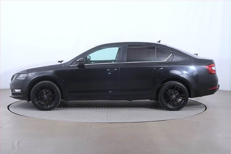 Škoda Octavia (2017) 1.5 TSI, Serv.kniha, Navi - fotka 3 z 22