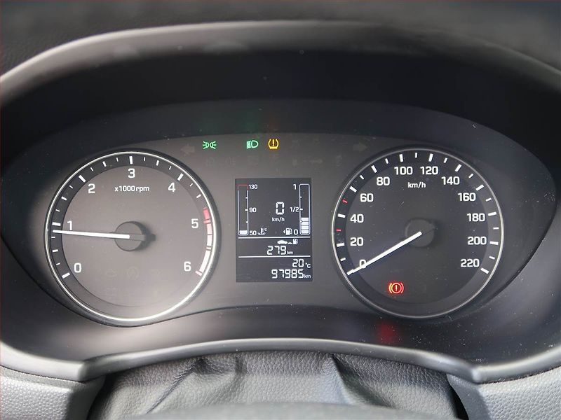 Hyundai i20 (2015) 1.1 CRDi, Serv.kniha, Tempomat - fotka 11 z 17