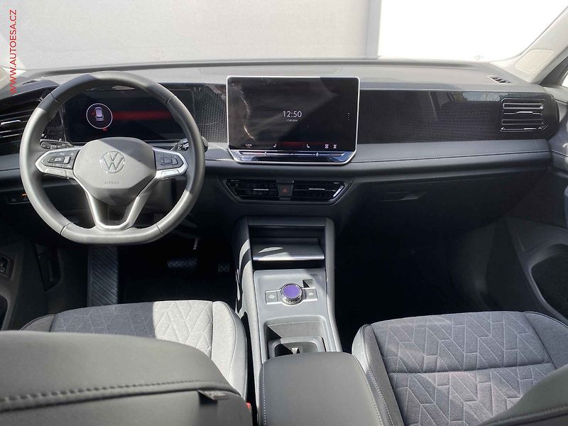 Volkswagen Tiguan (2025) 1.5 e-TSi, 1.maj,ČR, Life - fotka 8 z 20
