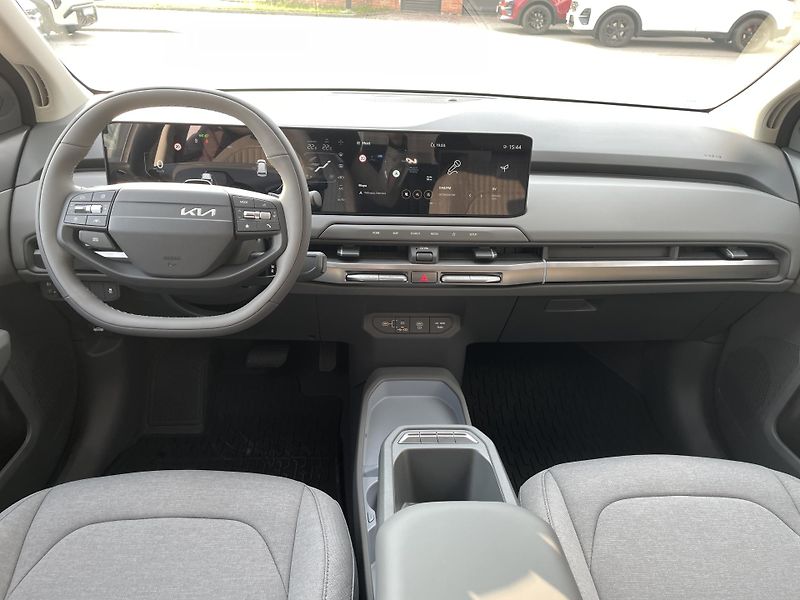 Kia EV3 (2025) AIR 150kW + 58 KWh - fotka 12 z 32
