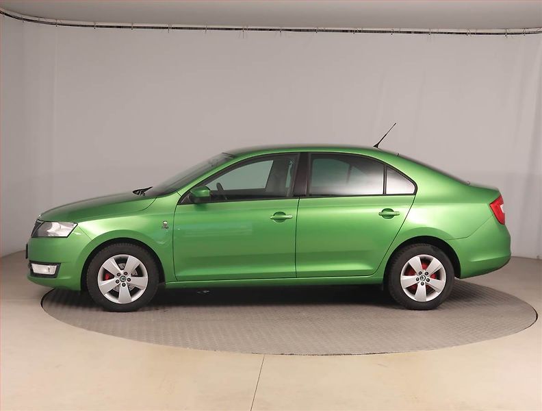 Škoda Rapid (2015) Ambition 1.2 TSI, Serv.kniha - fotka 3 z 16