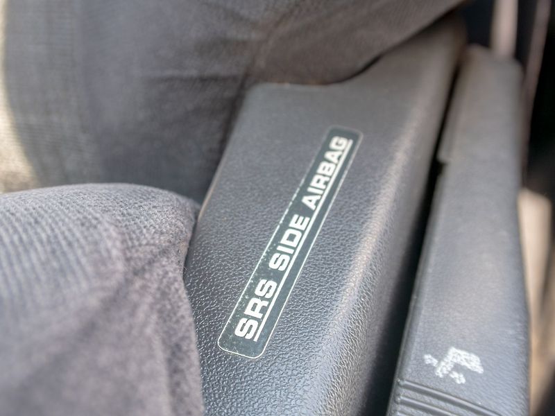 Toyota Corolla (2003) 2.0D 81KW – PO SERVISU - fotka 26 z 37