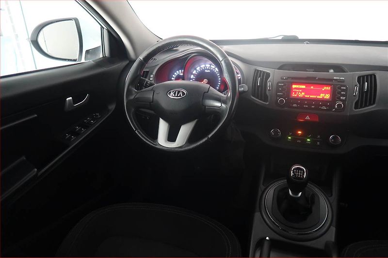 Kia Sportage (2011) 1.6 GDI - fotka 7 z 15