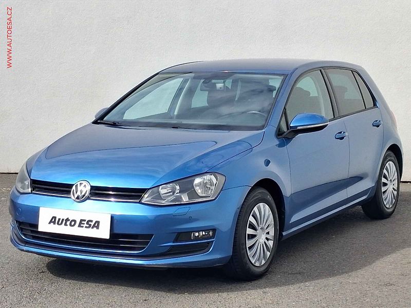 Volkswagen Golf (2014) 1.6 TDi, autoAC - fotka 3 z 17