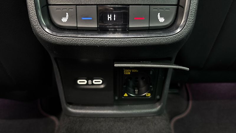 Škoda Octavia 2.0 TDI DSG 4x4 RS Combi - fotka 24 z 33