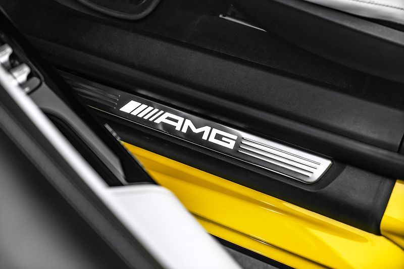 Mercedes-Benz SL 4M Performance Manufaktur - fotka 21 z 26
