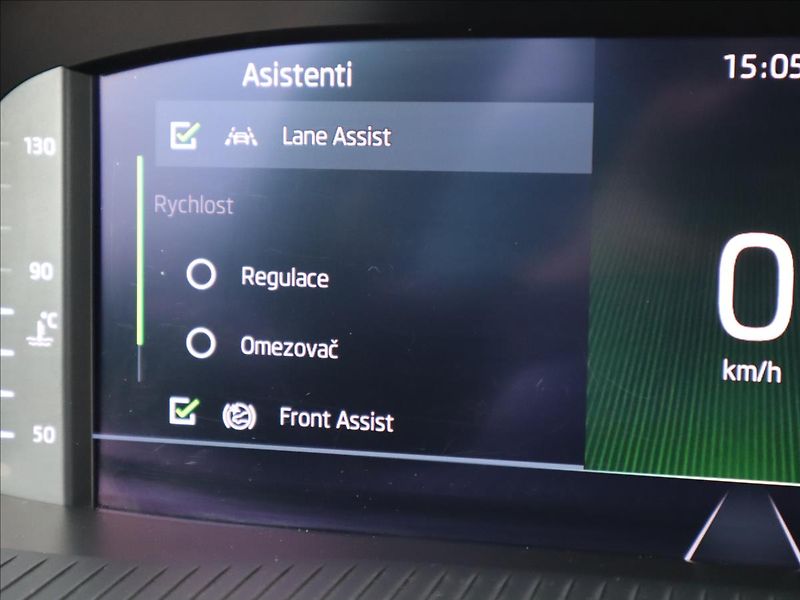 Škoda Octavia 2,0 TDi Style Virtual LED - fotka 13 z 35