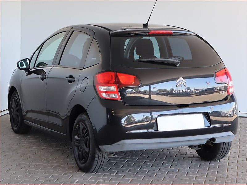 Citroën C3 (2010) 1.4 i, po STK, v dobrém stavu - fotka 4 z 15