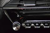 Peugeot 2008 (2021) 1.2PT 130k Allure TOP stav - náhled 15