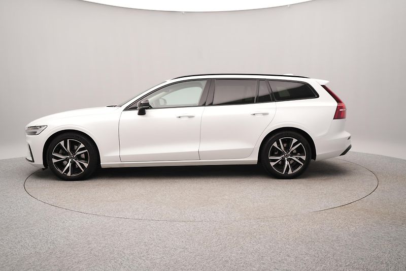 Volvo V60 B4 DARK PLUS AUT CZ 1.maj - fotka 7 z 44