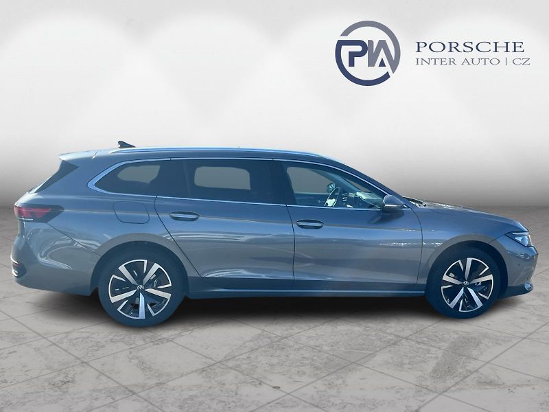Volkswagen Passat 1,5  eTSI 110 kW mHEV Business - fotka 7 z 30