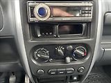 Suzuki Jimny 1,3 i RANGER 4x4 SERVIS TAŽNÉ - náhled 15