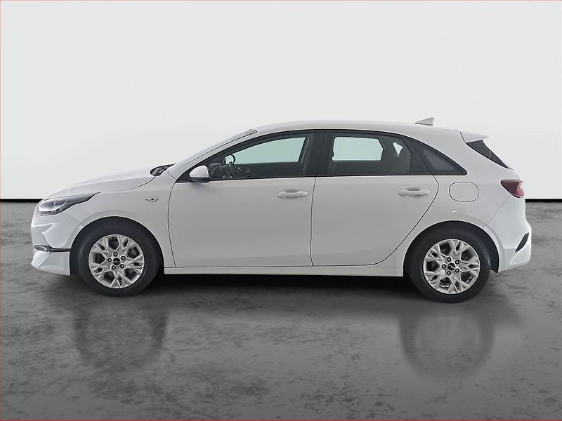Kia Ceed (2022) 1.5 T-GDI, Serv.kniha - fotka 3 z 18