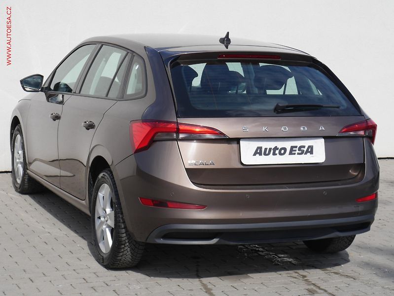 Škoda Scala (2019) 1.0TSi, 2.maj,ČR, Ambition - fotka 6 z 16