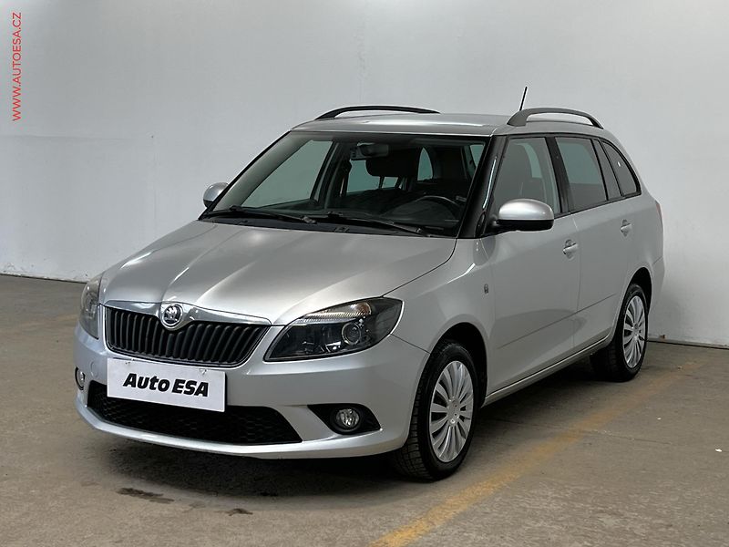 Škoda Fabia (2014) 1.2 TSi, ČR, AC, temp, STK3 - fotka 3 z 13