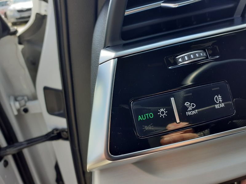 Audi Q7 (2020) 50 TDi  S -Line Mild-hybrid - fotka 20 z 41