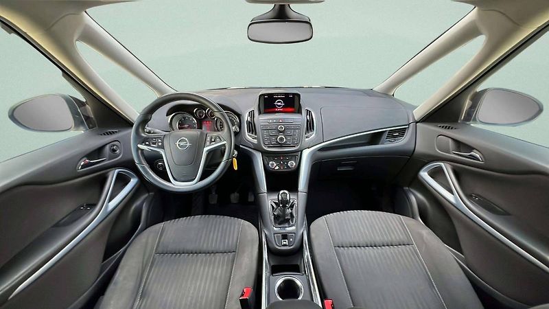 Opel Zafira Tourer 1.4 Turbo MT6 (103kW)/0 - fotka 14 z 41