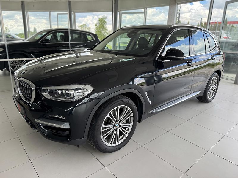 BMW X3 30d xDrive*Head-Up*360Kam*Pano - fotka 2 z 40