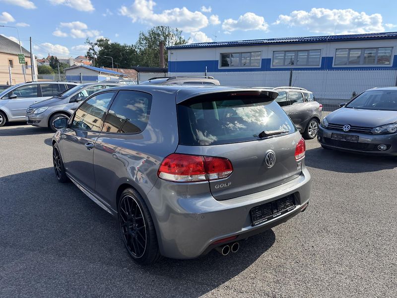 Volkswagen Golf 1.4 TSi ,90kw - fotka 2 z 10
