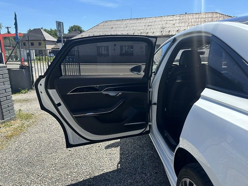 Audi A8 60 TDI V8 Quattro 320kW - fotka 23 z 32