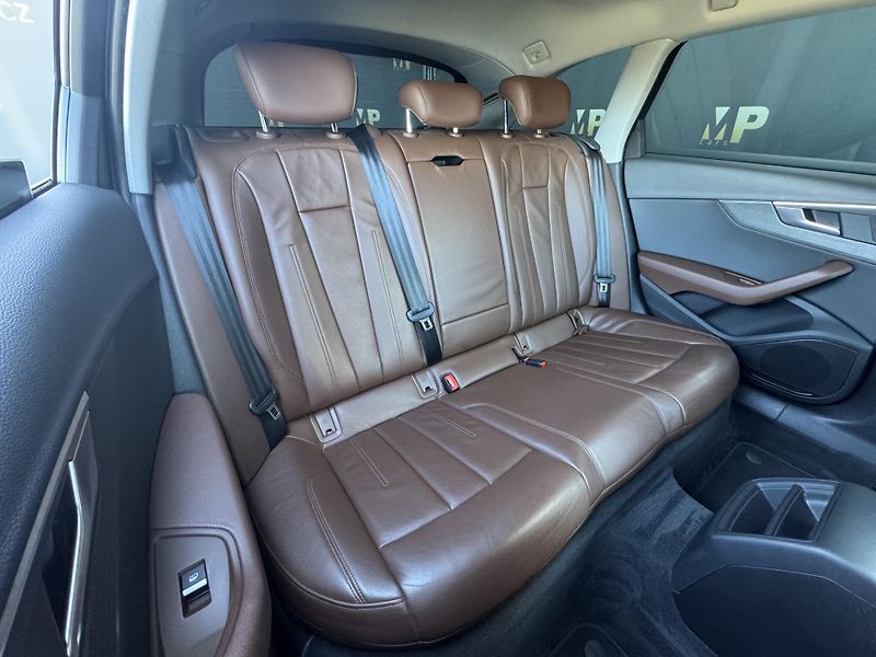 Audi A4 (2016) 2.0TDi Sport, Individual, RZV - fotka 18 z 47