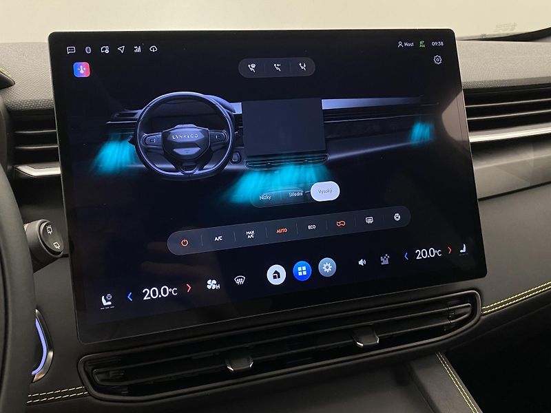 Lynk & Co 01 (2025) 01 MORE PHEV DEMO - fotka 41 z 102