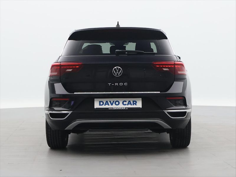 Volkswagen T-Roc 1,5 TSI 110kW DSG Sport LED - fotka 6 z 30