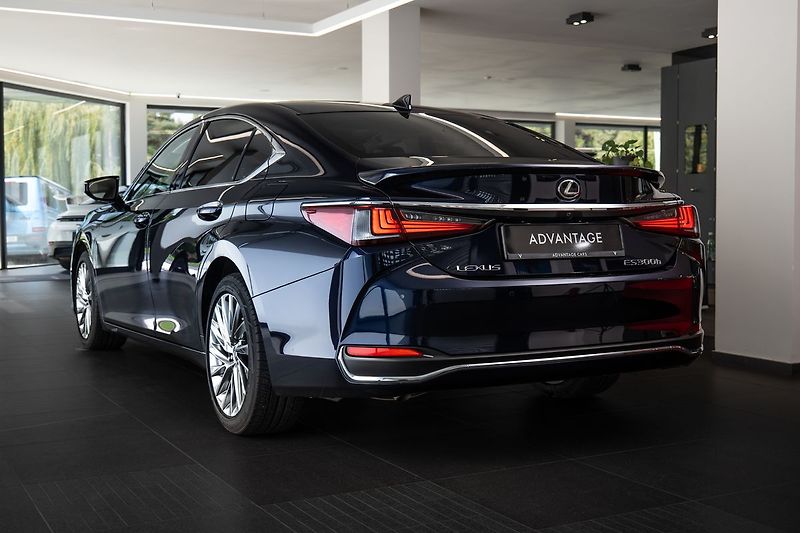 Lexus ES 300 H/MarkLevinson/360/Vyhřívaná/V - fotka 3 z 28