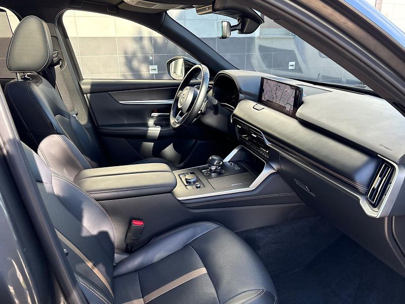 Mazda CX-80 3.3D HOMURA PLUS|AWD|7míst|DPH - fotka 34 z 56