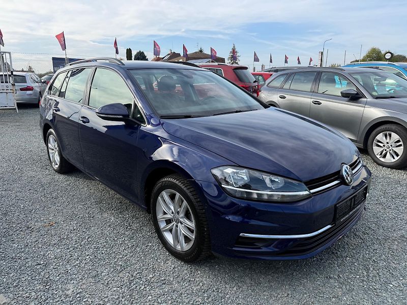 Volkswagen Golf 1.5 TSI COMFORTLINE - fotka 1 z 13