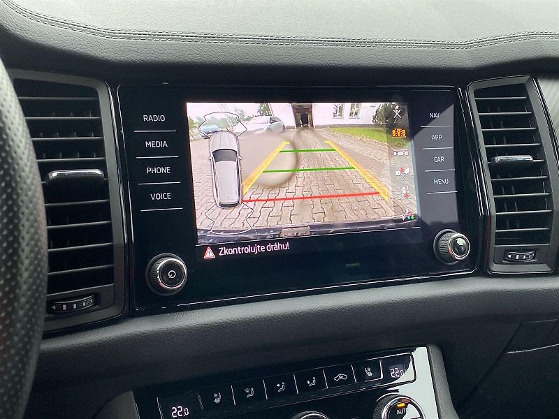 Škoda Kodiaq (2022) 2.0 TDI 4x4 DSG Sportline - fotka 15 z 37