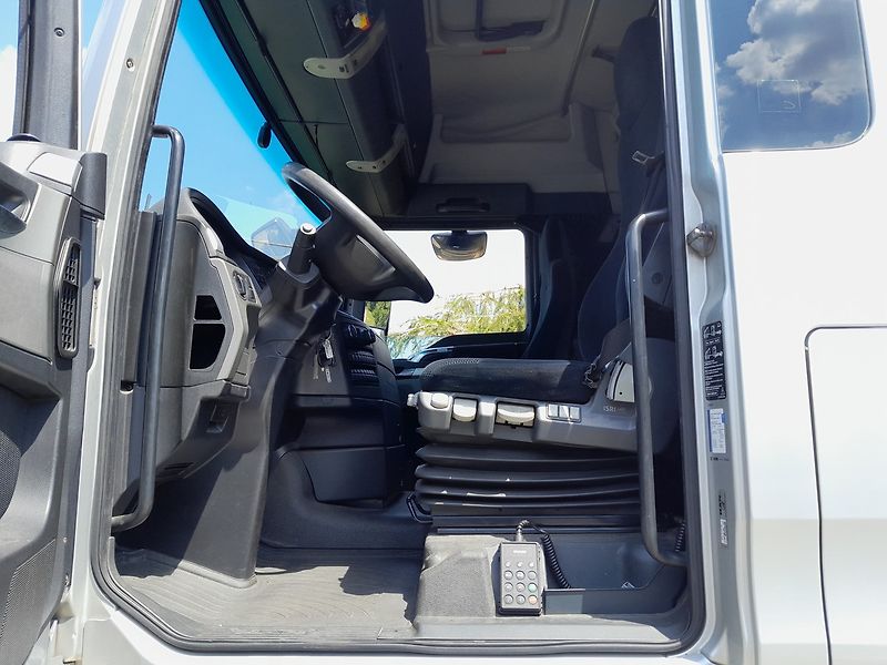 MAN TGX 18.440 LowDeck - fotka 18 z 37