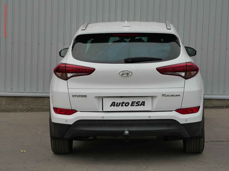 Hyundai Tucson (2017) 1.7 CRDi, ČR, AC, TZ, navi - fotka 5 z 25