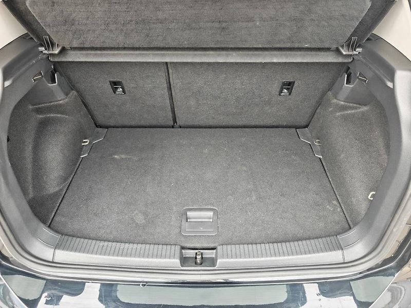 Volkswagen T-Cross Life 7DSG 1.0TSI - fotka 23 z 23