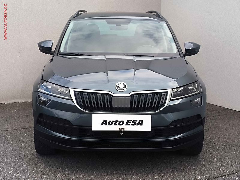 Škoda Karoq (2018) 1.5 TSi, Style, LED, panor - fotka 2 z 24