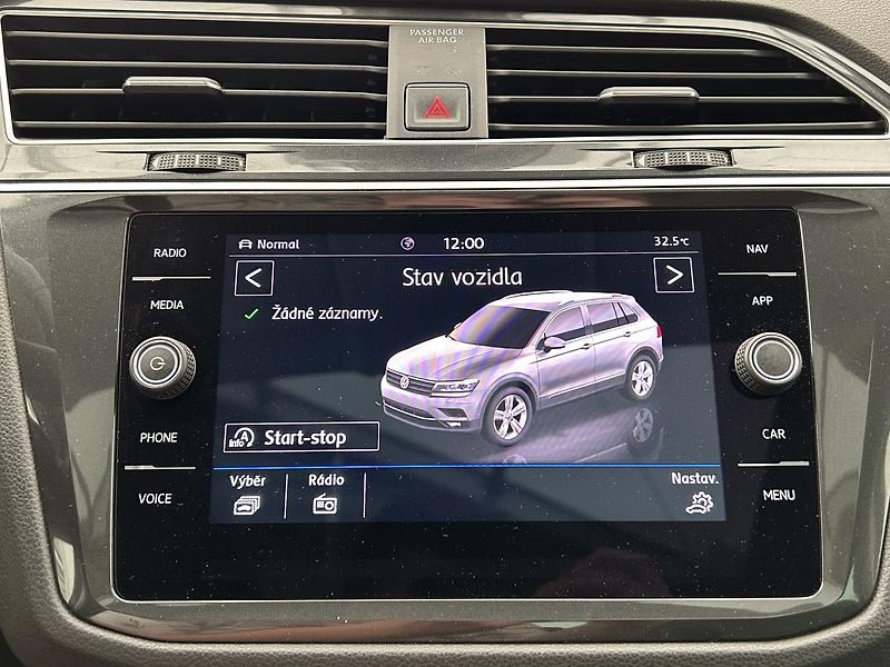 Volkswagen Tiguan 2.0 TDI 4x4 Highline DSG - fotka 13 z 34