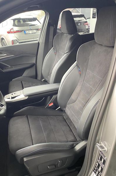 BMW X1 xDrive20d - fotka 6 z 7