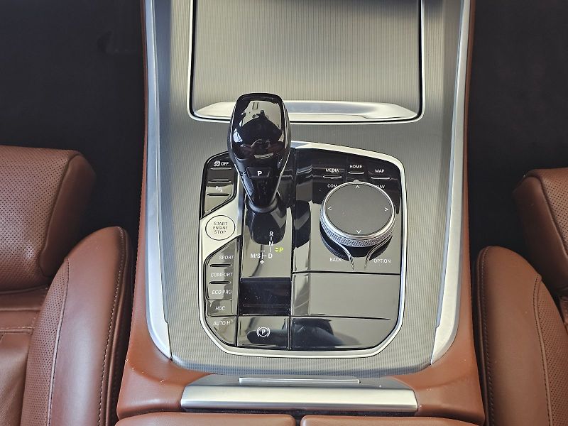 BMW X5 xDrive30d - fotka 24 z 31