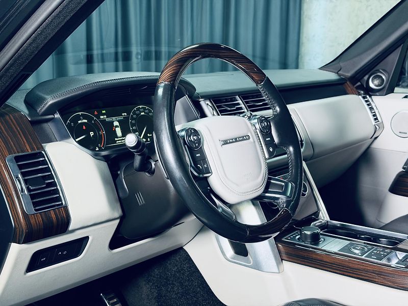 Land Rover Range Rover (2016) 4.4*SD*V8*VOGUE*MASÁŽ*CZ - fotka 15 z 37