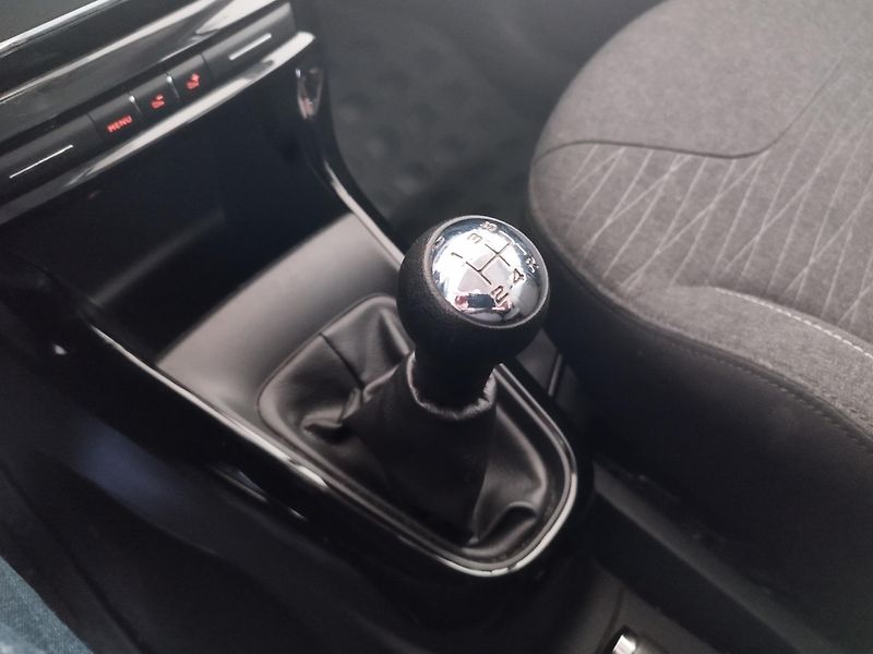 Citroën C3 (2016) 1,2I,60KW,KLIMA,LED,SERVISKA - fotka 24 z 26