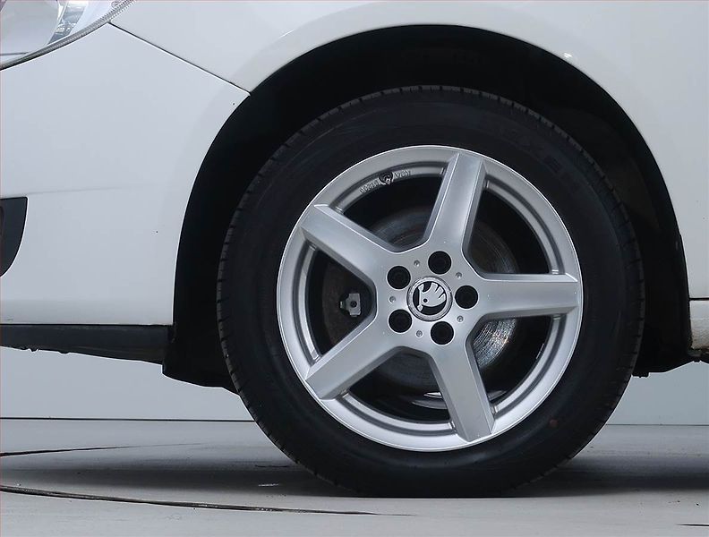 Škoda Fabia (2009) 1.2, po STK, jezdí výborně - fotka 14 z 14