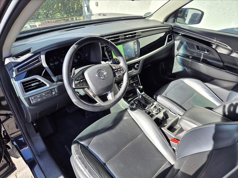 SsangYong Korando 1,6 XDi Sapphire 4x4 Aut. LED - fotka 11 z 38