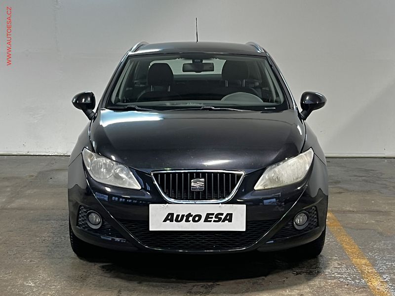 Seat Ibiza (2011) 1.2 TSi, klima, el. okna - fotka 2 z 14