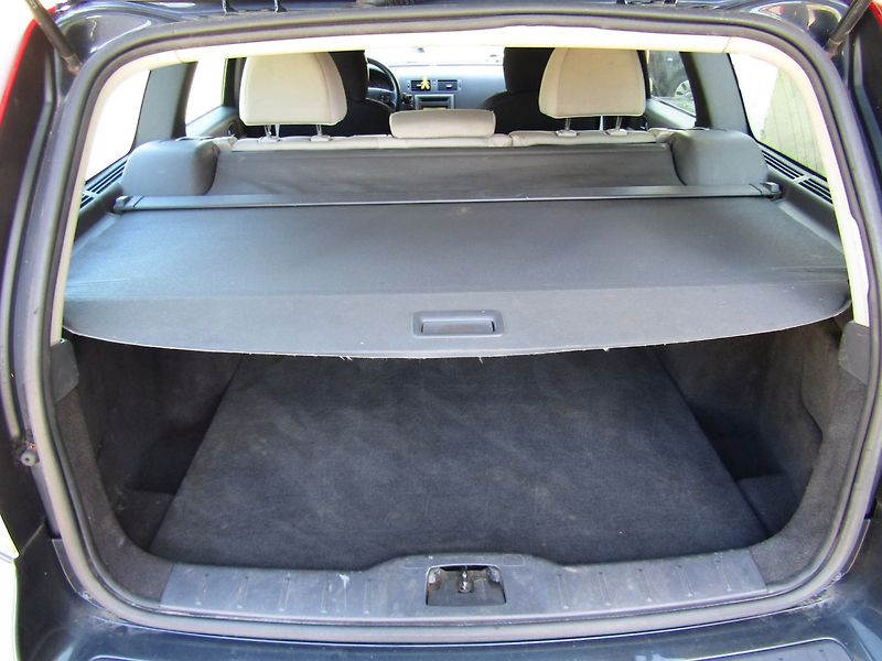 Volvo V50 (2009) 1.8 16V kW - fotka 21 z 35