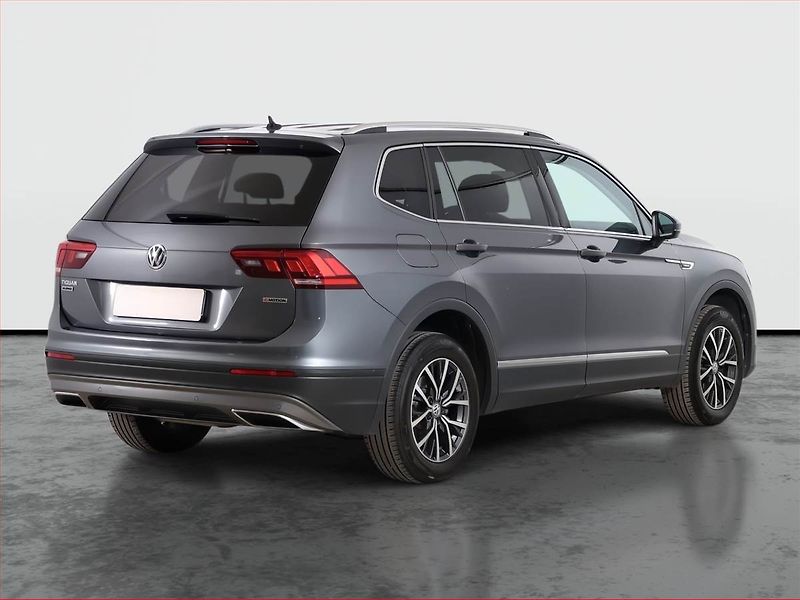 Volkswagen Tiguan Allspace (2020) Comfortline 2.0 TDI, 4X4 - fotka 5 z 22