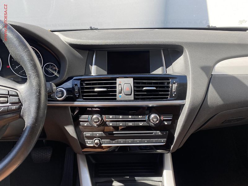 BMW X3 (2014) 3.0 D xDrive30d, AT, kůže - fotka 12 z 22