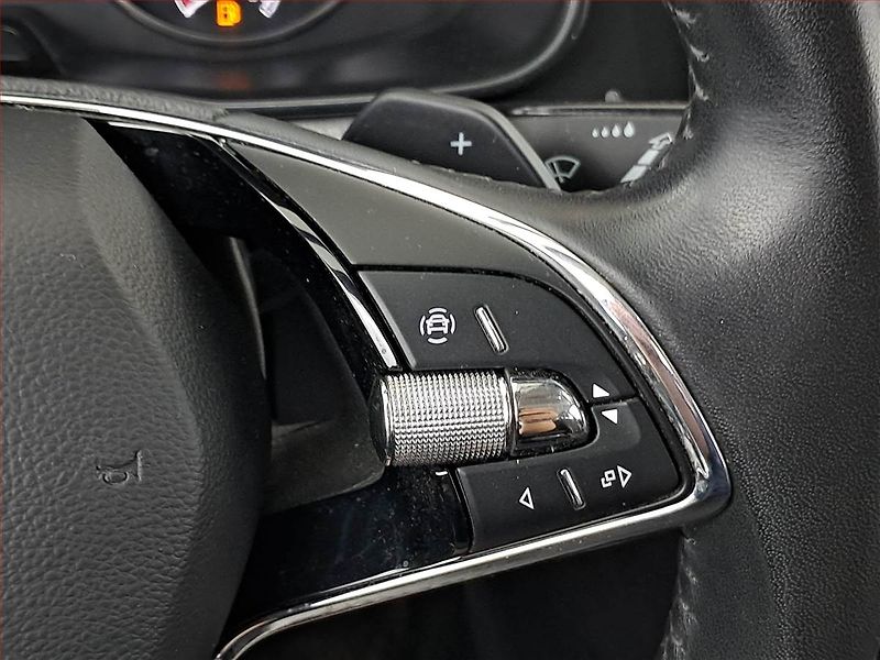 Škoda Scala (2023) Style 1.0 TSI, Automat, ČR - fotka 16 z 18