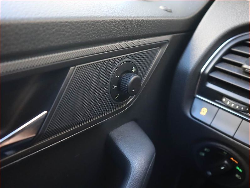 Škoda Fabia (2019) Style 1.0 TSI, Serv.kniha - fotka 22 z 23